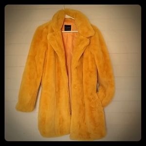 Ci Sono faux fur full jacket size small. Lined.